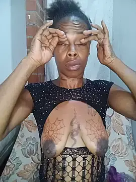 Stripchat Free Porn Cam of PUKIOI