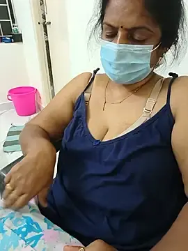 Stripchat Best Webcam of tamil_manjalmaami