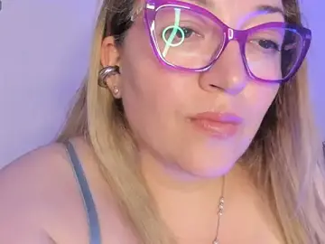 Stripchat Adult Webcam of Naty_Mature_