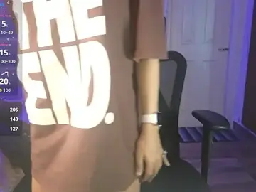 Stripchat Free Porn Cam of DarlingJenny22