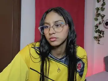 Stripchat Live Porn of PaulaCutexs