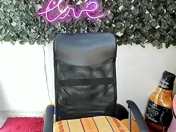 Stripchat Live Sex Cam of DestinyHills