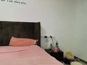 Stripchat Live Sex of YasminQueen001