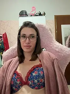 Stripchat Watch Live Sex Cams of Irresistible24