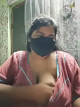 Stripchat Adult Webcams of Liyaa_24