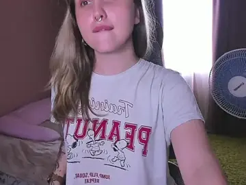 Stripchat Free Porn Cam of hellfirekiss