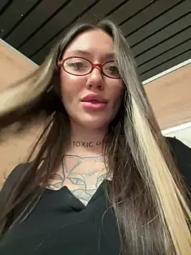 Stripchat Live Sex of SaintSquirt