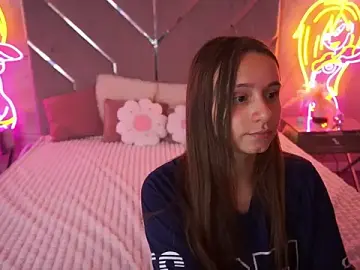 Stripchat Sex Chat of TinyNatalie