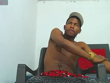 Stripchat Live Sex Cam of gregoryhoot