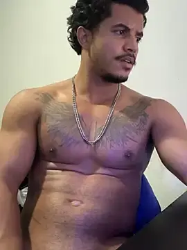 Stripchat Adult Webcam of Sanicrt