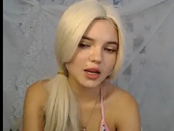 Stripchat Adult Video Chat of Helena_over