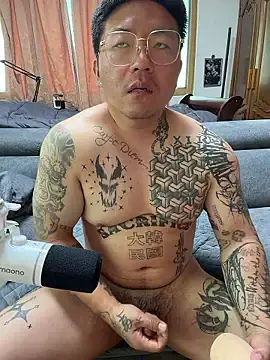Stripchat Sex Cam of krnluvr