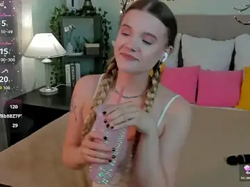 Stripchat Free Live Porn of Emma_peach