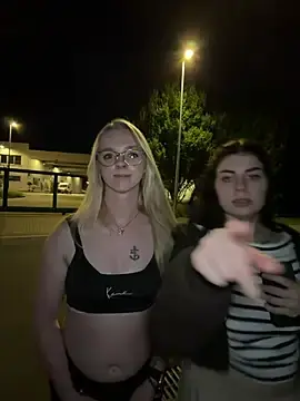 Stripchat Live Sex of LinaLeana