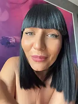Stripchat Free Live Porn of MysticCleo