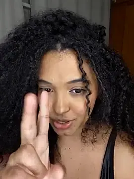 Stripchat Live Sex Cam of QeenPandinha