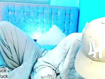 Stripchat Live Sex Cam of _justinmoon2