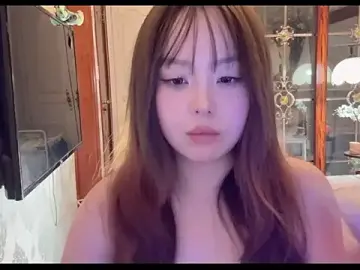 Stripchat Adult Webcam of LongLongQueen