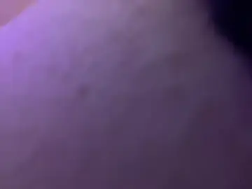 Stripchat Live Sex Cam of SuzzyyM