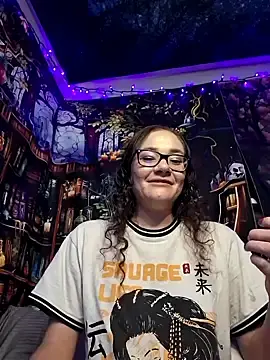 Stripchat Sex Cam of Cutebitch@xh