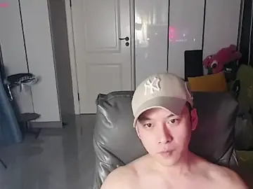 Stripchat Sex Cam of yichen008