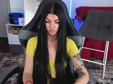 Stripchat Free Porn Cam of AnacondaOnn