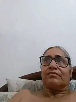 Stripchat Live Porn of _candi
