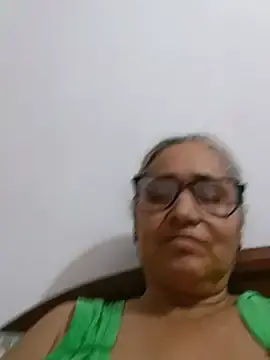Stripchat Sex Cam of _candi