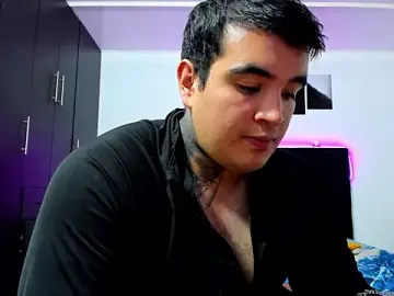 Stripchat Live Sex Cam of thiago__cp01