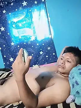 Stripchat Adult Webcam of alexchir4