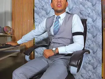 Stripchat Best live sex cam show of Hideintheoffice