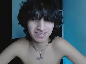 Stripchat Nude Webcam of littlextreme