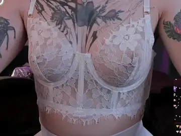 Stripchat Free Live Porn of tattoo_art_baby