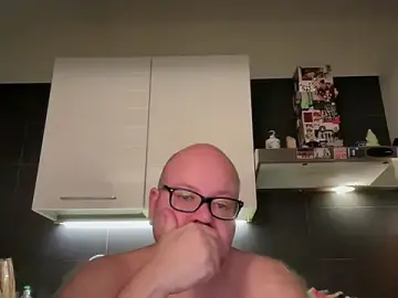 Stripchat Live Sex Cam of theitalianbear