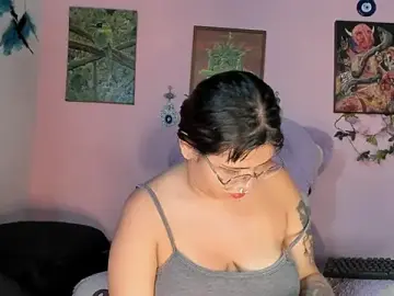 Stripchat Live Sex Cam of Maddy_Jhonsson