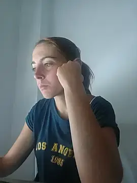 Stripchat Live Sex Cam of Honeygirl08