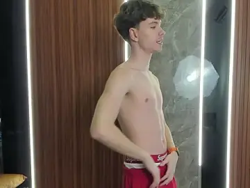 Stripchat Free Porn Cam of calvin_love_you