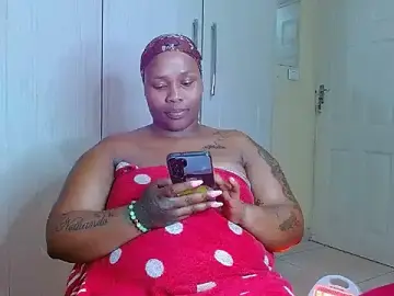 Stripchat Adult Webcam of curvycloe1
