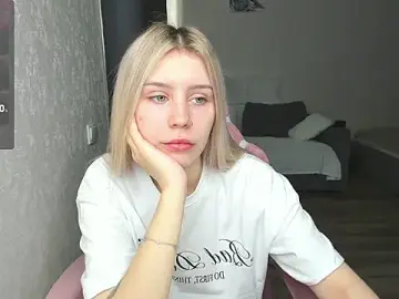 Stripchat Live Sex Cam of adel_miller
