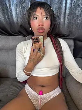 Stripchat Watch Live Sex Cams of Zafiro_fire