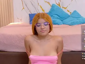 Stripchat Live Porn of Zoey_Taylor07