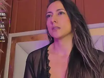 Stripchat Adult Video Chat of vivianne_scott