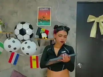 Stripchat Sex Cam of Devil_AliceXo