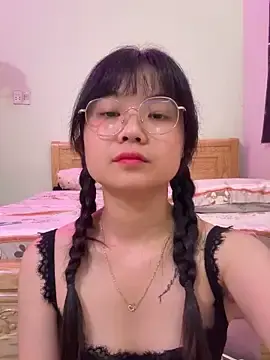 Stripchat Free Porn Cam of ___KARA___