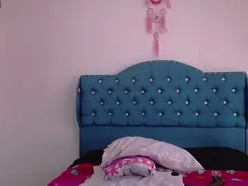 Stripchat Sex Cam of sofiamature01