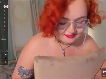 Stripchat Nude Webcam of Lana_Bananass