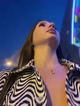 Stripchat Live Porn of KrisMagnoly