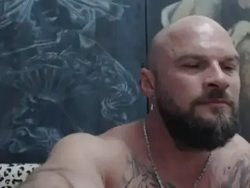 Stripchat Live Porn of viking_30