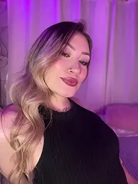 Stripchat Adult Video Chat of Lally_Valencia__
