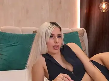 Stripchat Free Live Porn of ZaraSpark